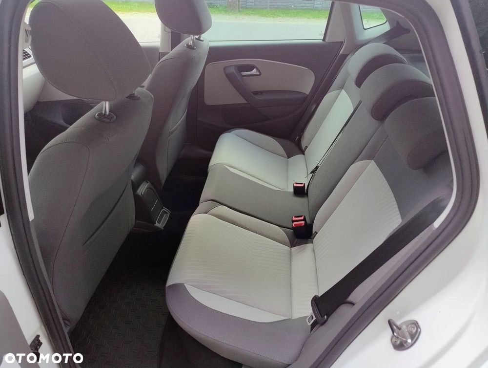 Volkswagen Polo 1.2 TSI Blue Motion Technology FRESH - 18
