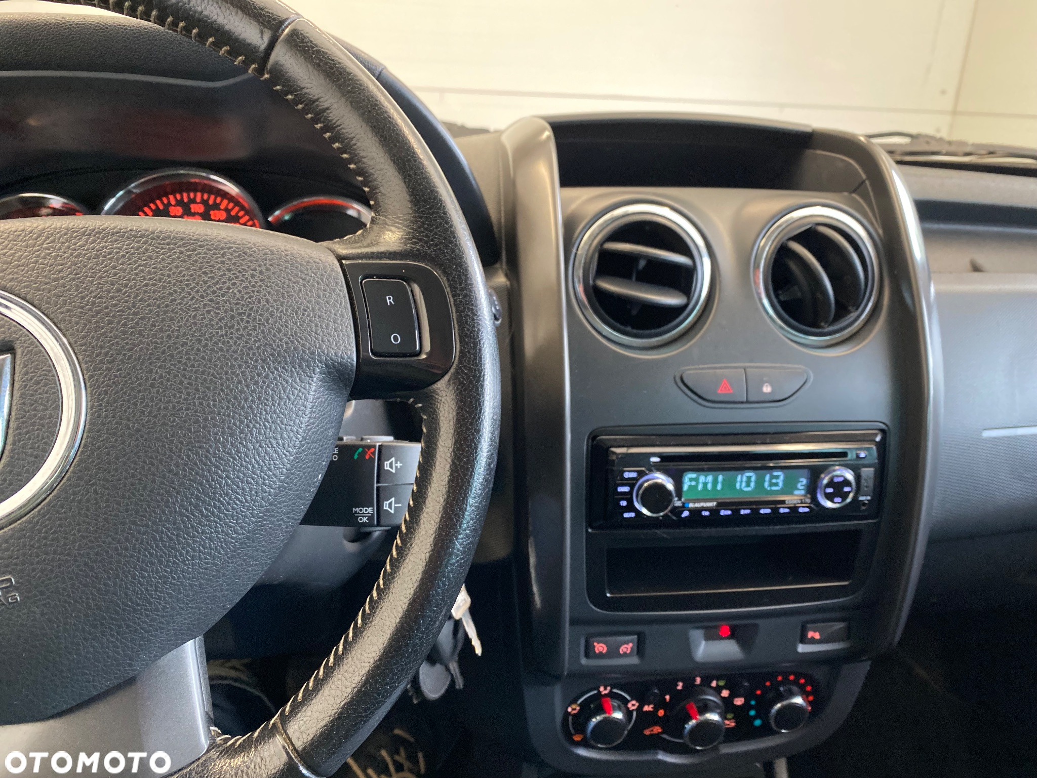 Dacia Duster 1.6 Laureate - 21