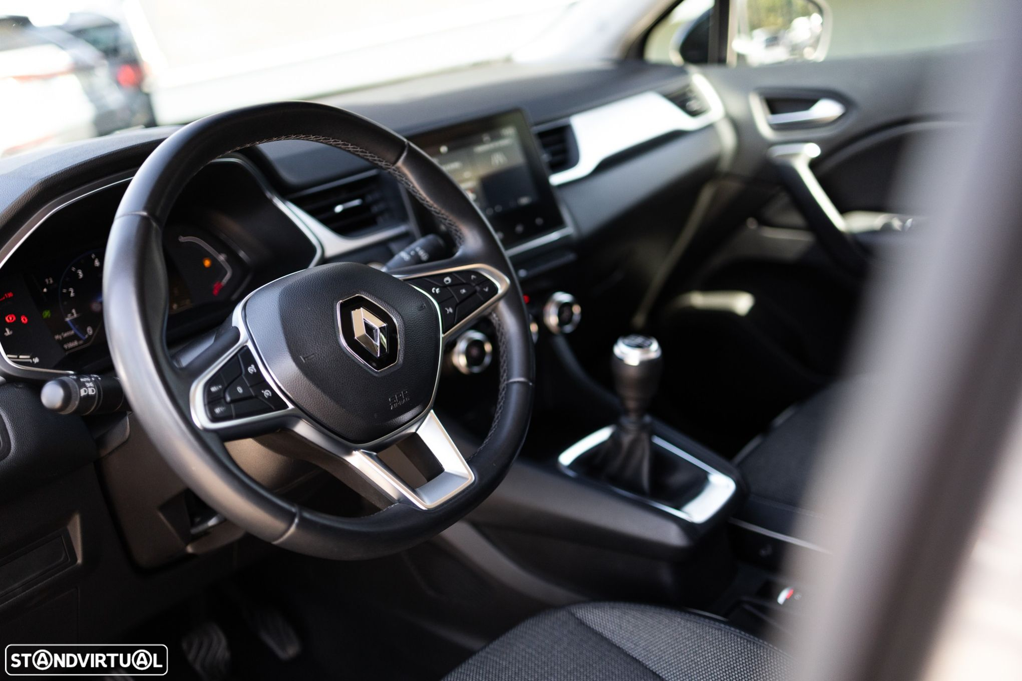 Renault Captur - 26