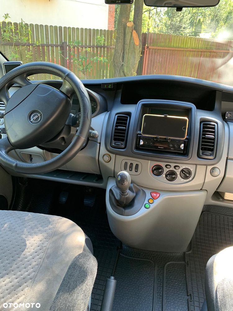 Opel Vivaro - 15