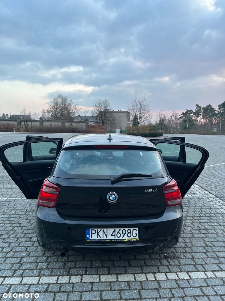 BMW Seria 1 116d Sport Line - 6
