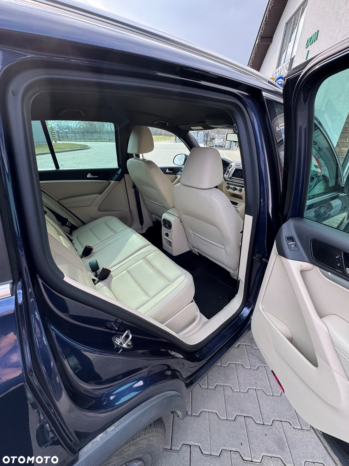 Volkswagen Tiguan - 22