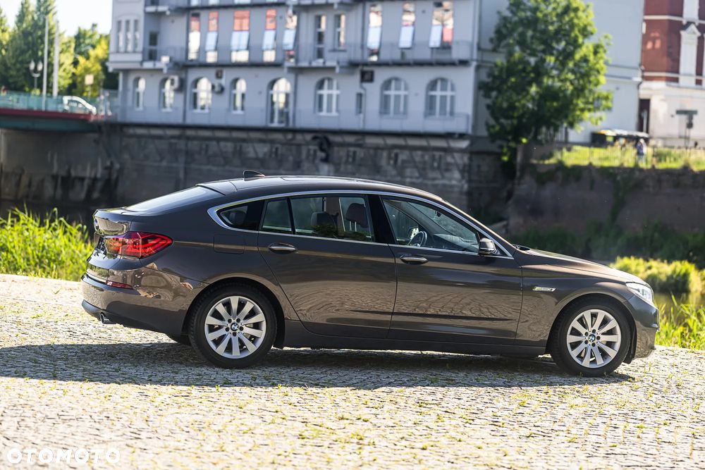 BMW 5GT 535d xDrive Luxury Line - 28