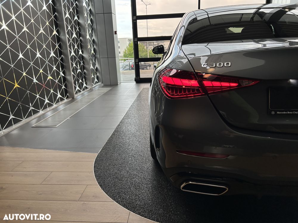 Mercedes-Benz C 300 MHEV 4MATIC - 22