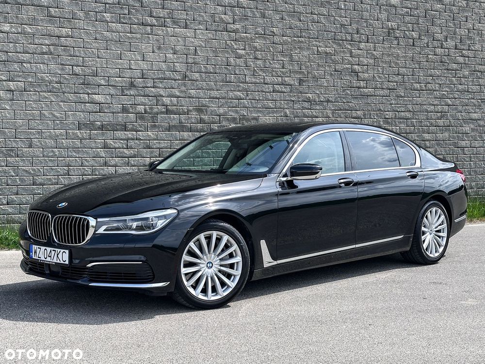 BMW Seria 7 750Li Edition Exclusive - 3