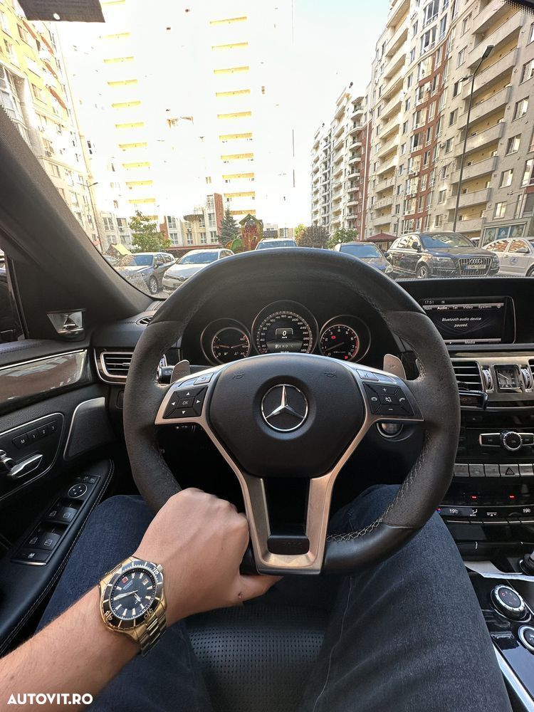 Mercedes-Benz E - 4