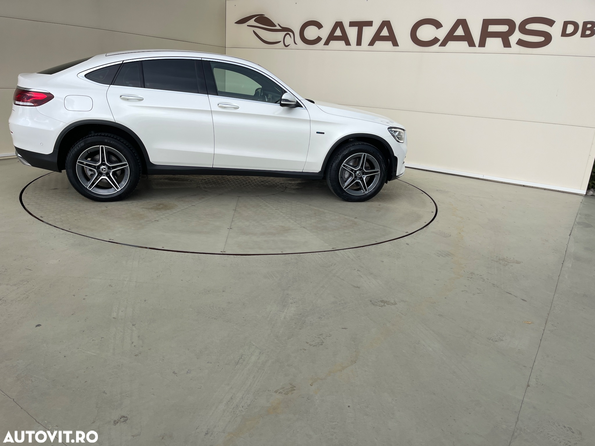 Mercedes-Benz GLC Coupe 300 de 4Matic 9G-TRONIC AMG Line - 19