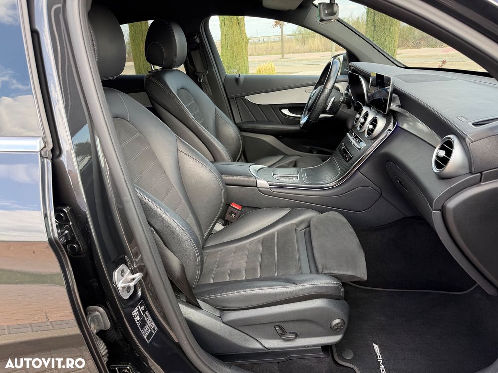 Mercedes-Benz GLC Coupe 300 de 4Matic 9G-TRONIC AMG Line - 18