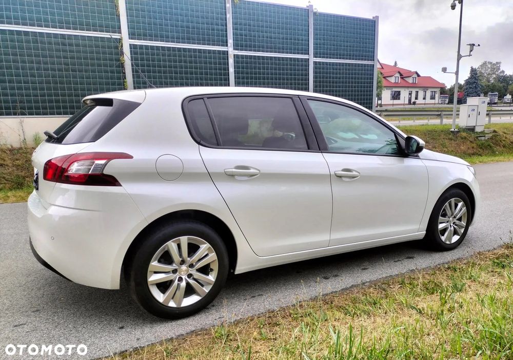 Peugeot 308 BlueHDi 120 Stop & Start Business-Line - 11