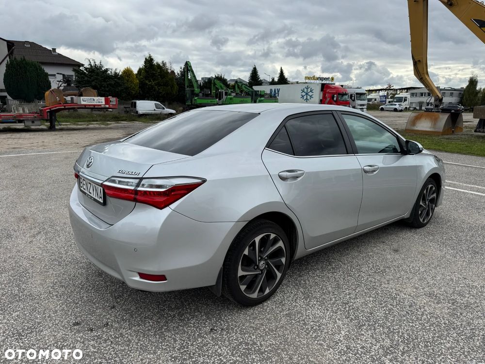 Toyota Corolla 1.6 Prestige EU6 - 8