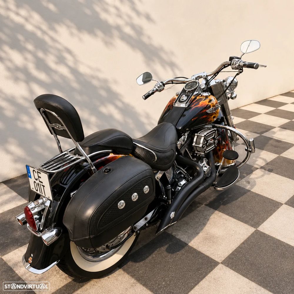 Harley-Davidson Heritage Deluxe - 7