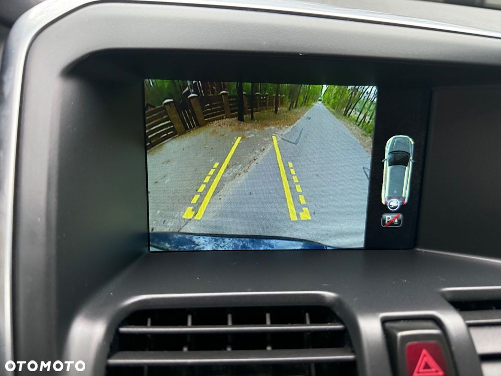 Volvo XC 60 D4 Geartronic Summum - 23