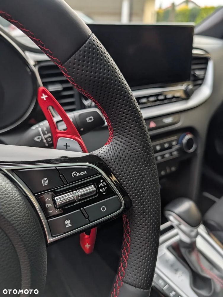 Kia ProCeed 1.6 T-GDI DCT7 OPF GT - 24