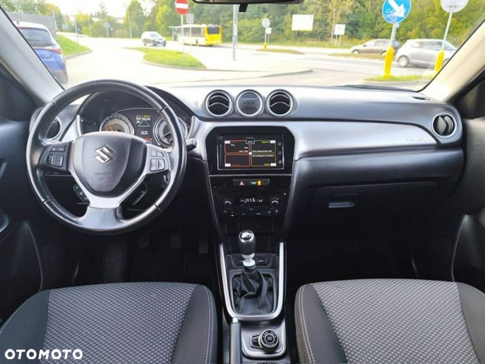 Suzuki Vitara - 11