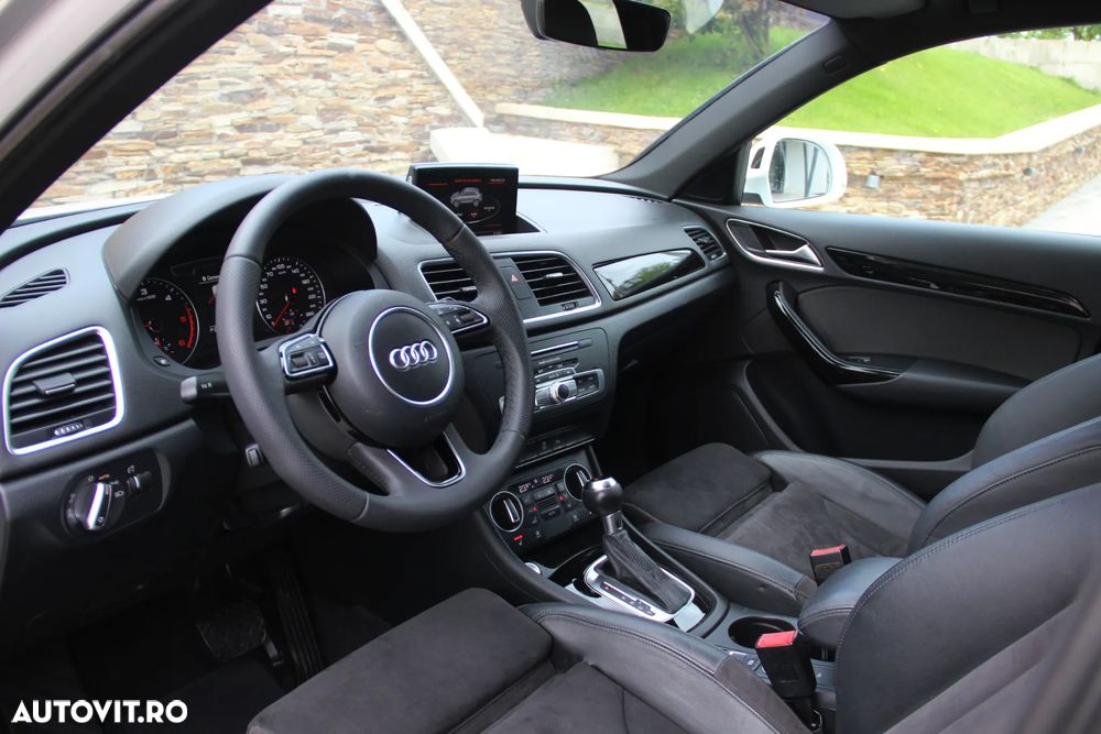 Audi Q3 2.0 TDI Quattro S tronic design - 14