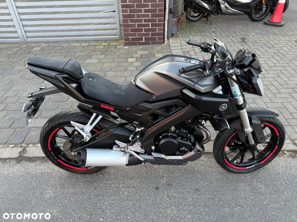 Yamaha MT - 4