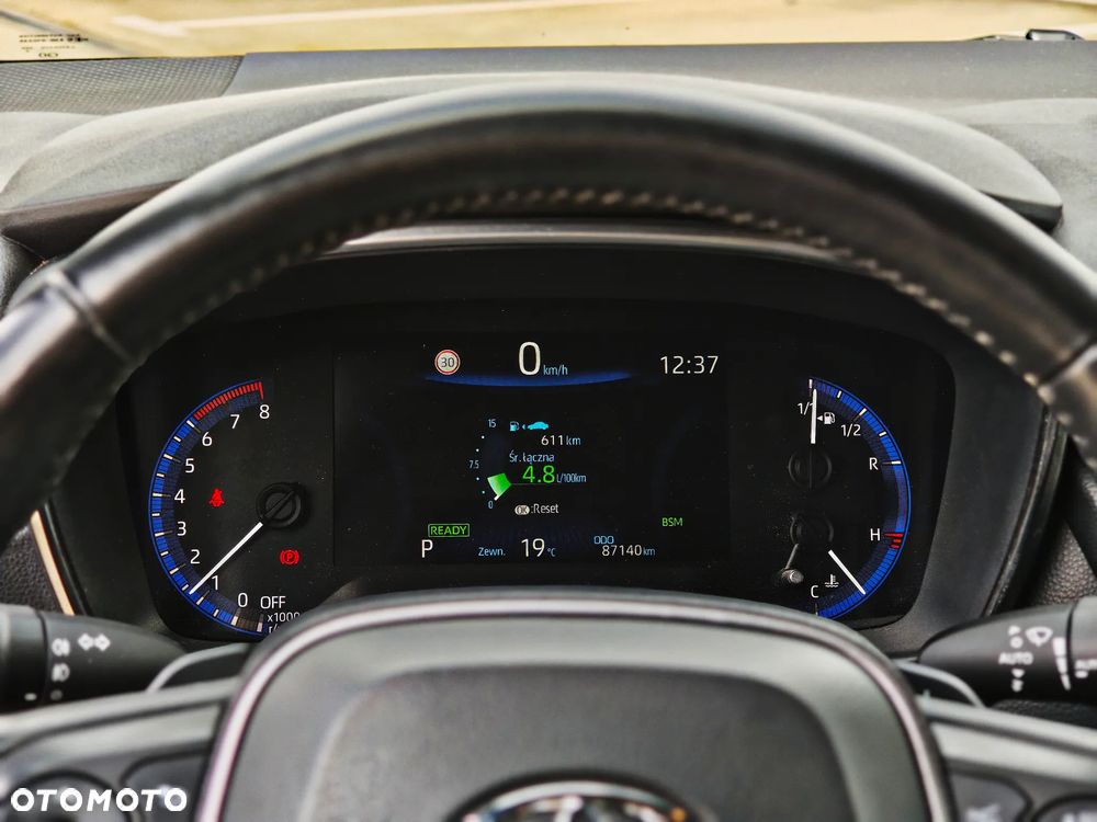 Toyota Corolla 2.0 Hybrid Comfort - 22