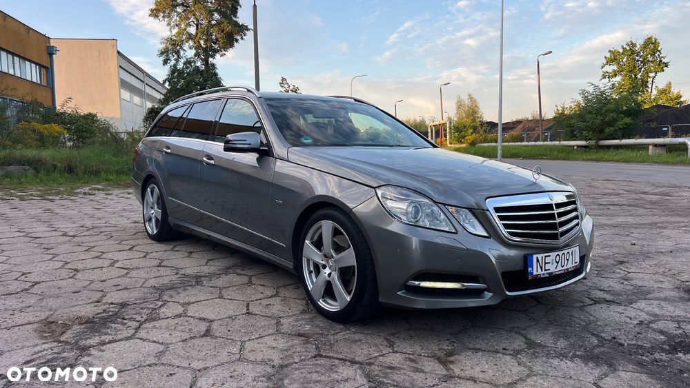Mercedes-Benz Klasa E 350 CDI 4-Matic BlueEff Avantgarde - 3