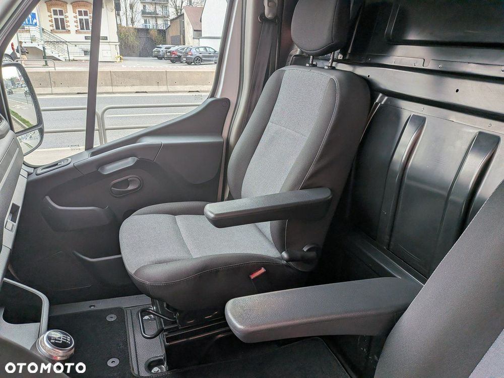 Renault Master - 19