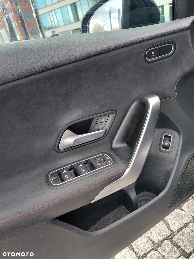 Mercedes-Benz Klasa A 200 AMG Line 7G-DCT - 18