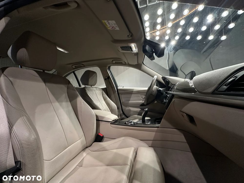 BMW Seria 3 - 17