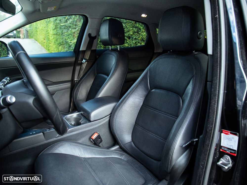 Jaguar E-Pace 2.0 i4D S - 15