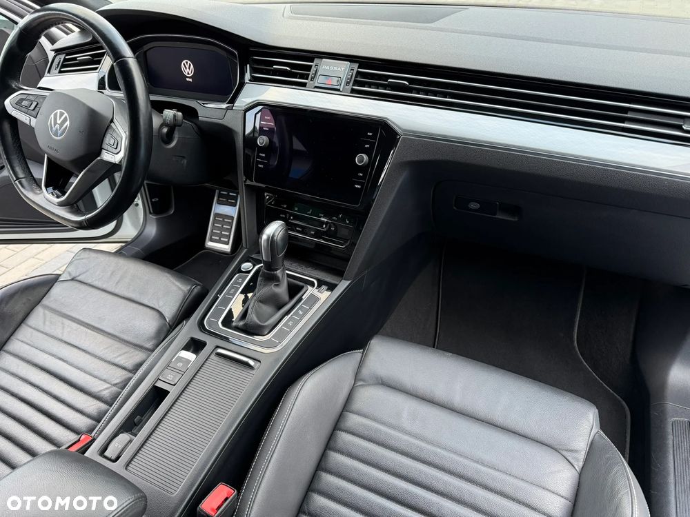 Volkswagen Passat 2.0 TDI SCR DSG Business - 15