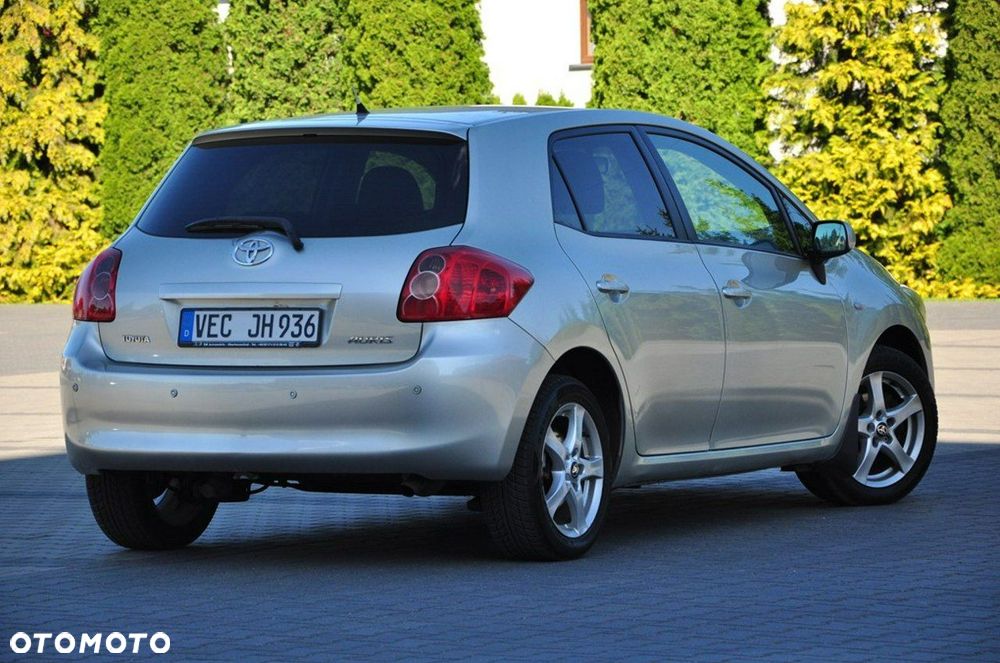Toyota Auris - 14