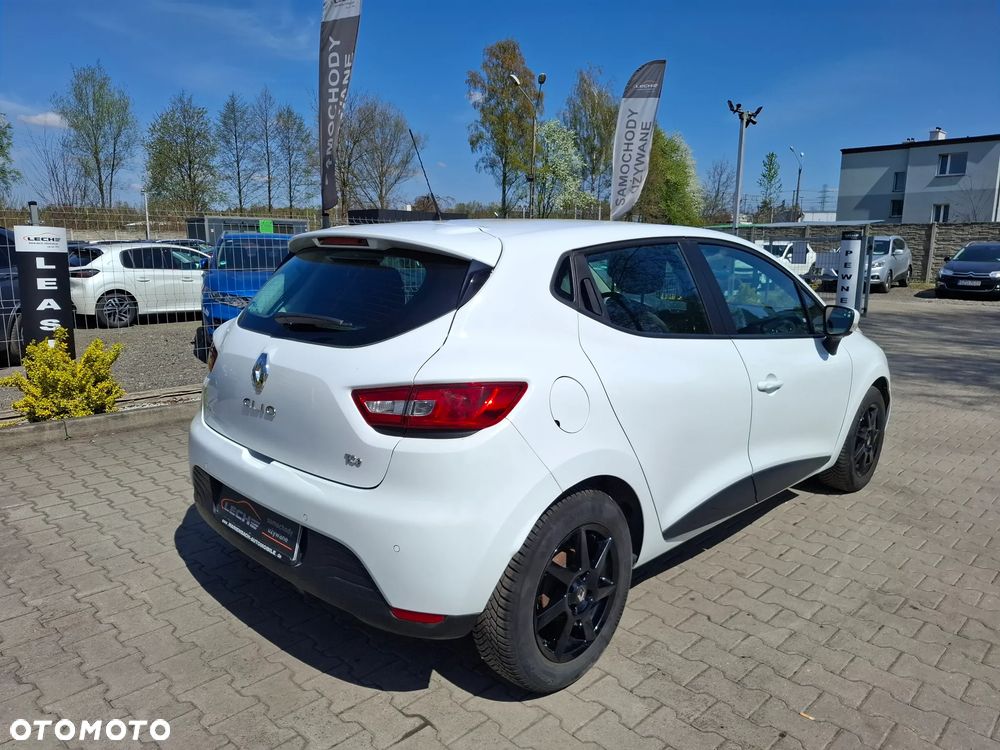 Renault Clio - 14