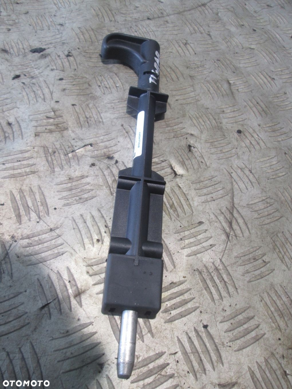 Dźwignia zwalniająca przestrzeń bagażową na dachu Tigra B 93162665 - 3