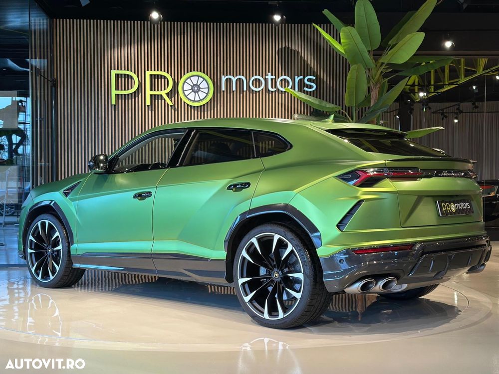 Lamborghini URUS - 18