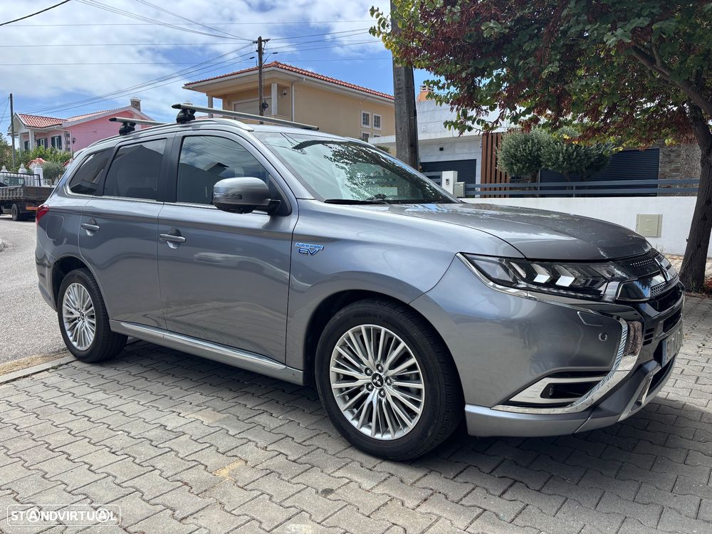 Mitsubishi Outlander - 18