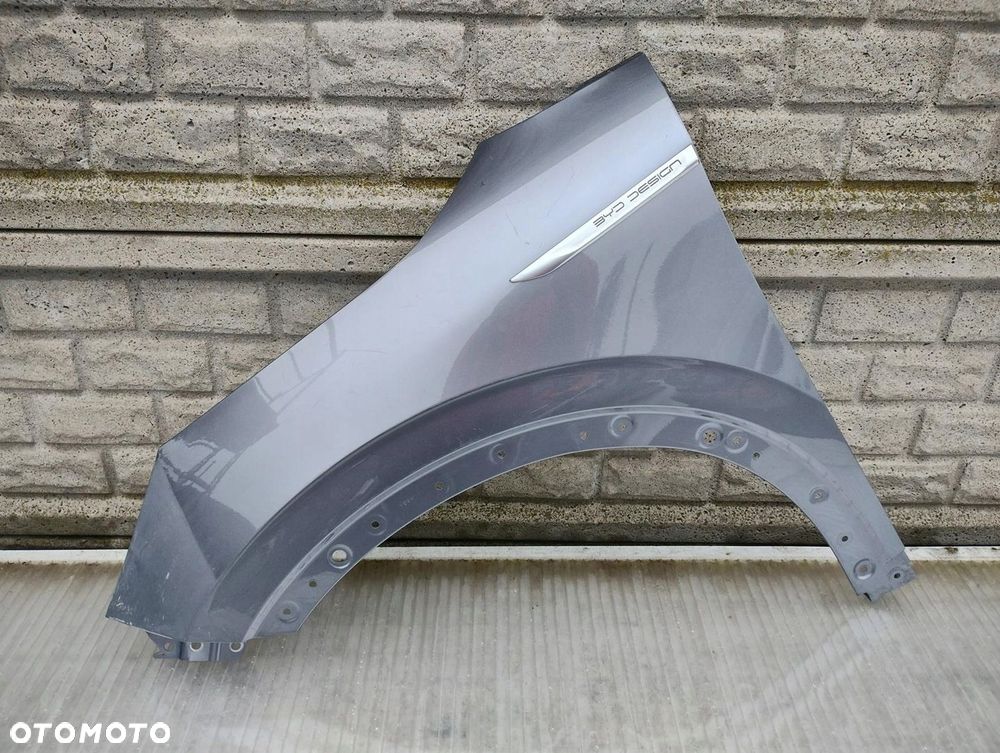 BYD ATTO 3 BŁOTNIK LEWY - 1