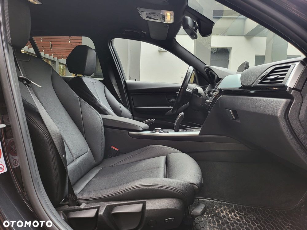 BMW Seria 3 316d M Sport Shadow - 12