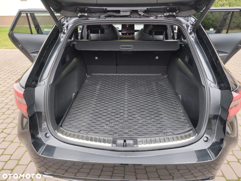 Toyota Corolla 1.8 Hybrid Executive - 18