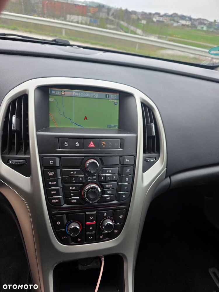 Opel Astra 2.0 CDTI DPF Design Edition - 22