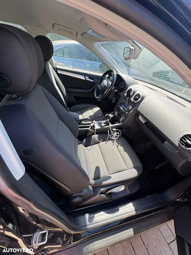 Audi A3 1.4 TFSI Sportback S tronic Ambiente - 9