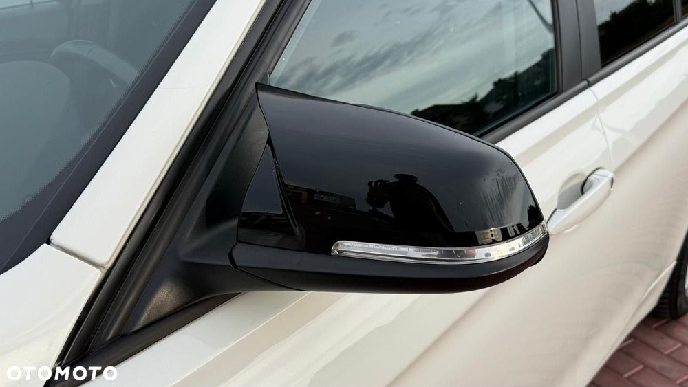 BMW Seria 3 325d - 10