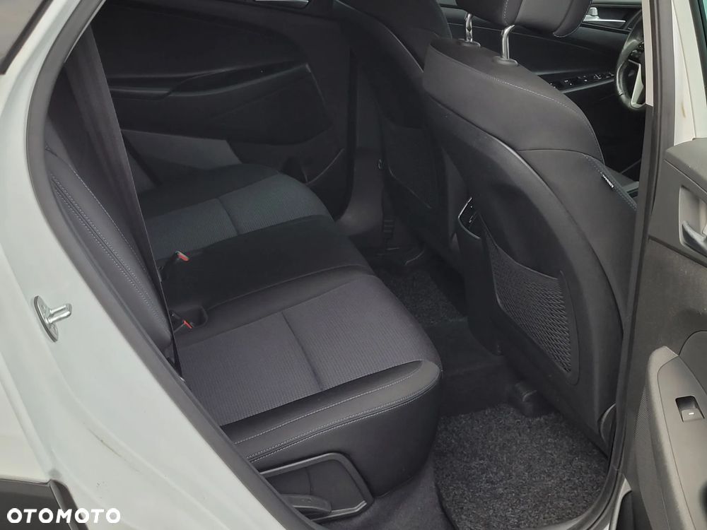 Hyundai Tucson 1.6 Turbo 4WD Premium - 17