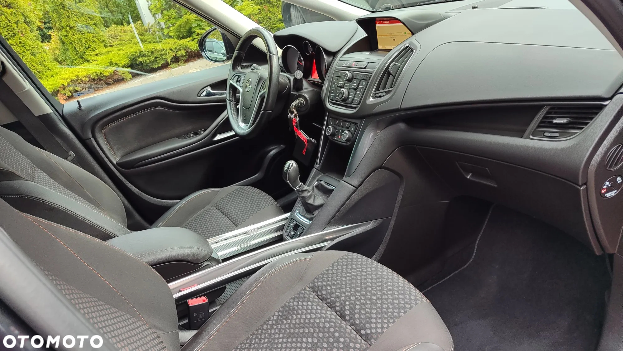 Opel Zafira 1.4 T Cosmo - 14
