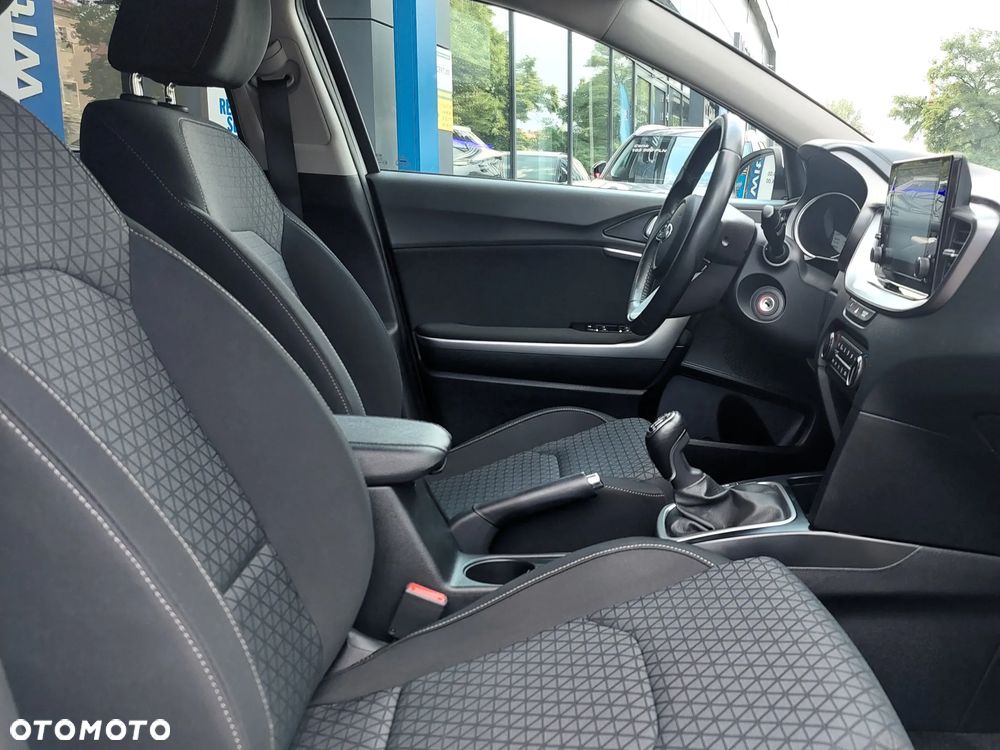 Kia Ceed 1.5 T-GDI M - 10