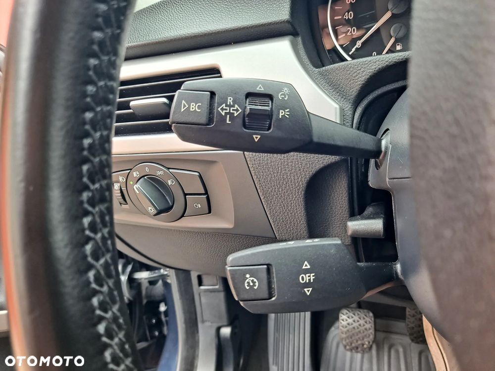 BMW Seria 3 320i - 20