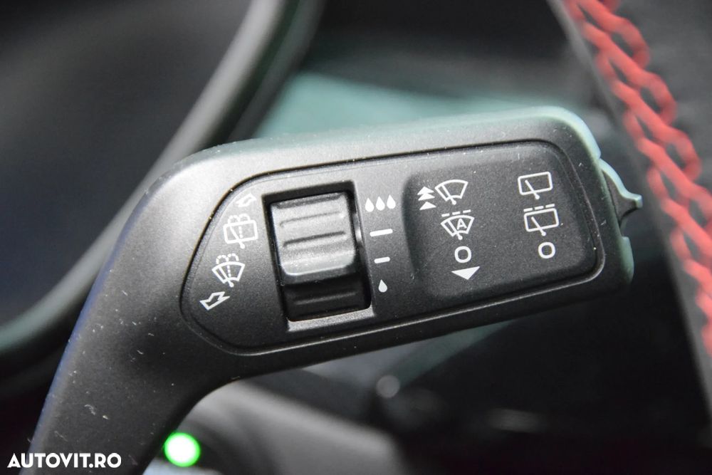 Ford Kuga 2.0 EcoBlue 4x4 Aut. ST-LINE - 29