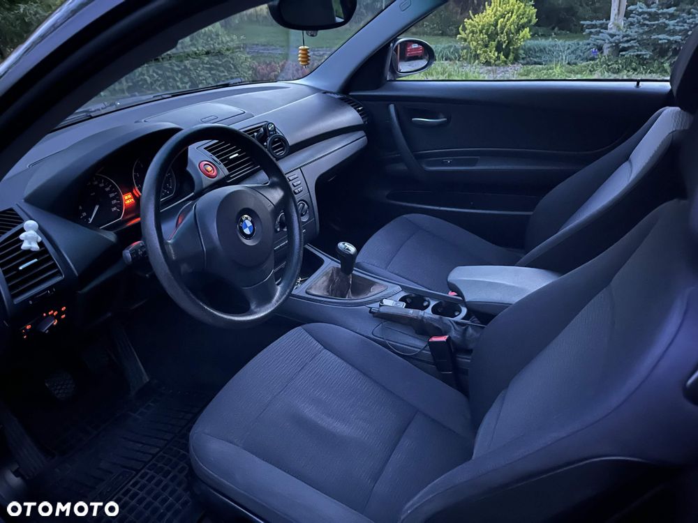 BMW Seria 1 - 17