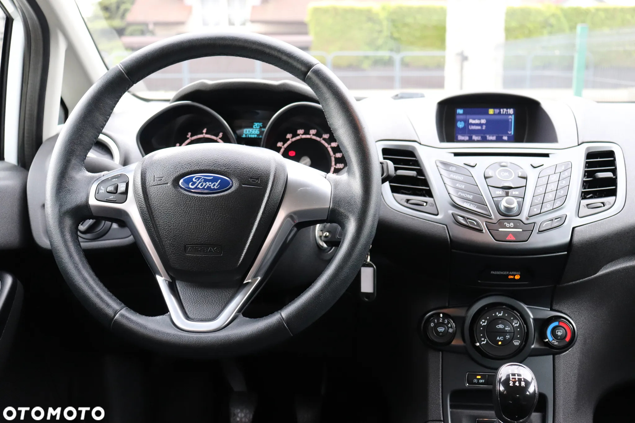 Ford Fiesta 1.0 EcoBoost Champions Edition - 6