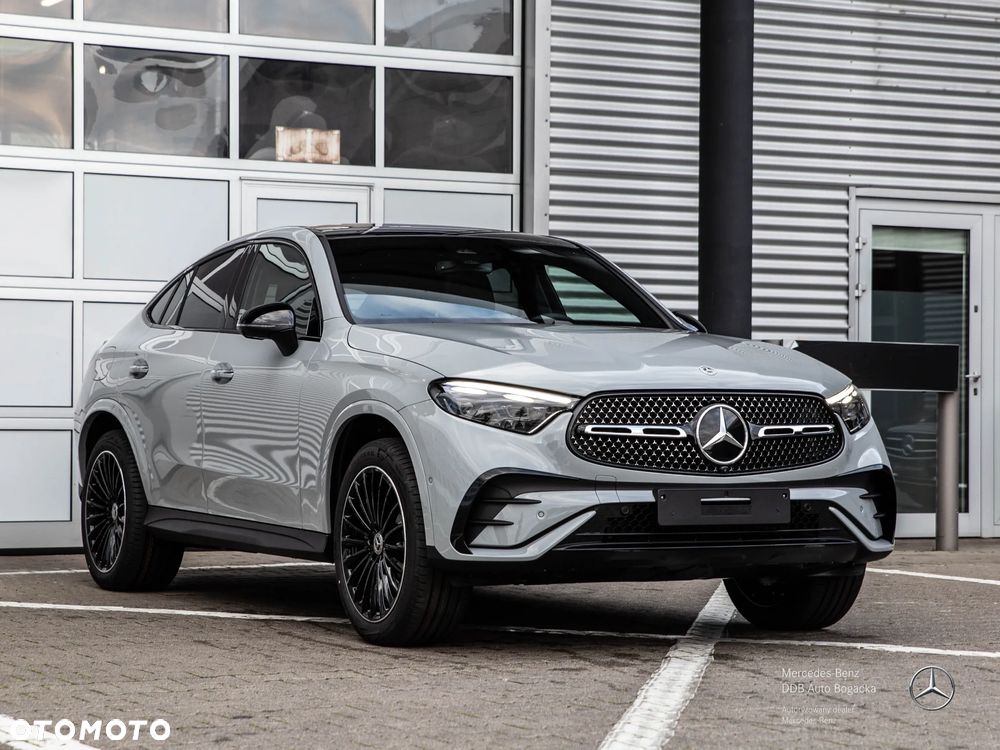 Mercedes-Benz GLC Coupe 300 de PHEV 4-Matic AMG Line - 3