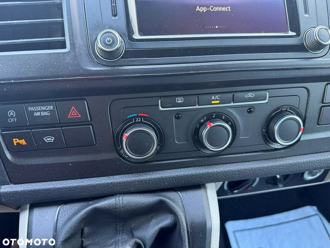 Volkswagen Transporter - 16