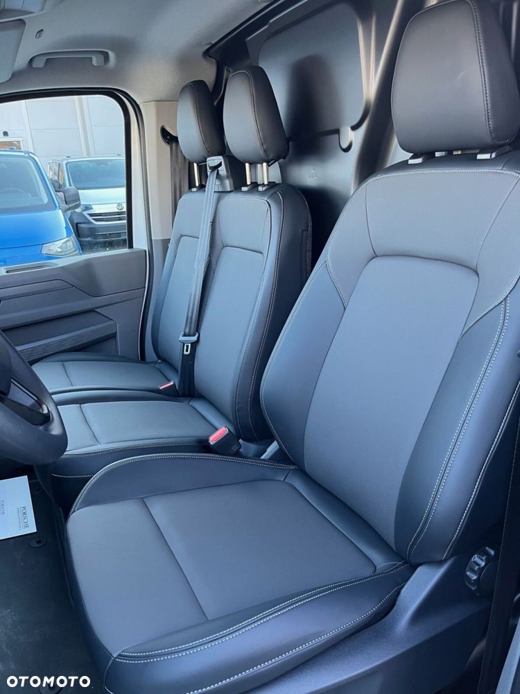 Volkswagen Transporter Furgon silnik: 2,0 l TDI 150 KM / skrzynia biegów: 6-biegowa manualna rozstaw osi: 3500 mm - 10