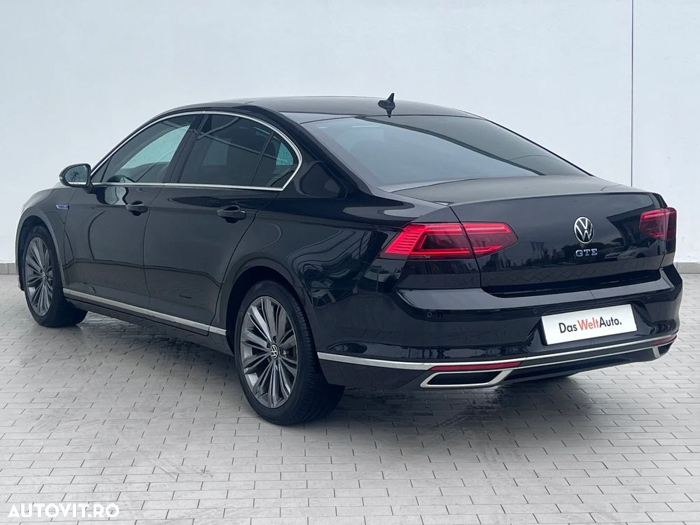 Volkswagen Passat GTE - 4