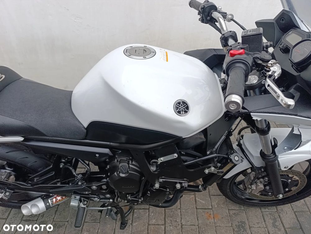 Yamaha XJ - 26